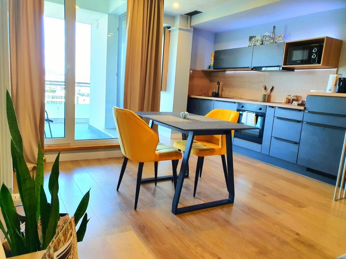 Eriss Studio Suite - Ozone Building Apartment Cluj-Napoca Exterior foto